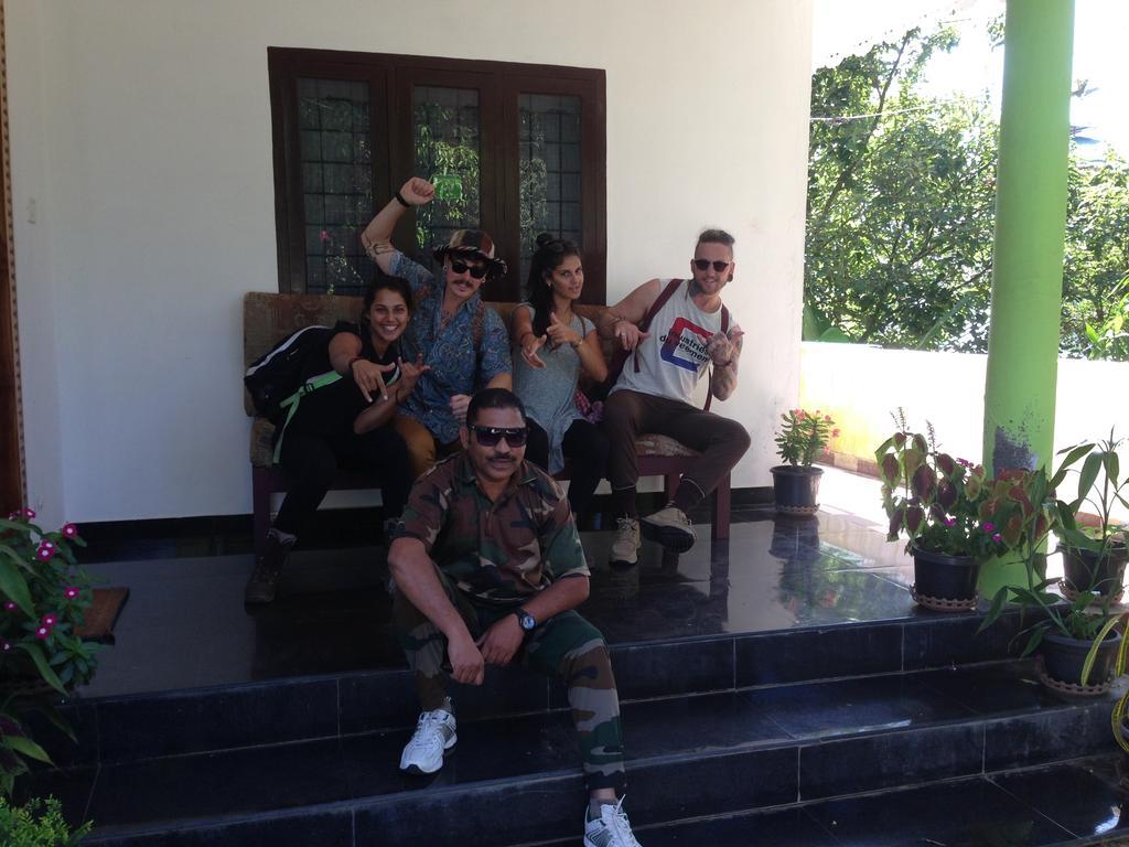 Green Leaf Home Stay Thekkady Chambre photo